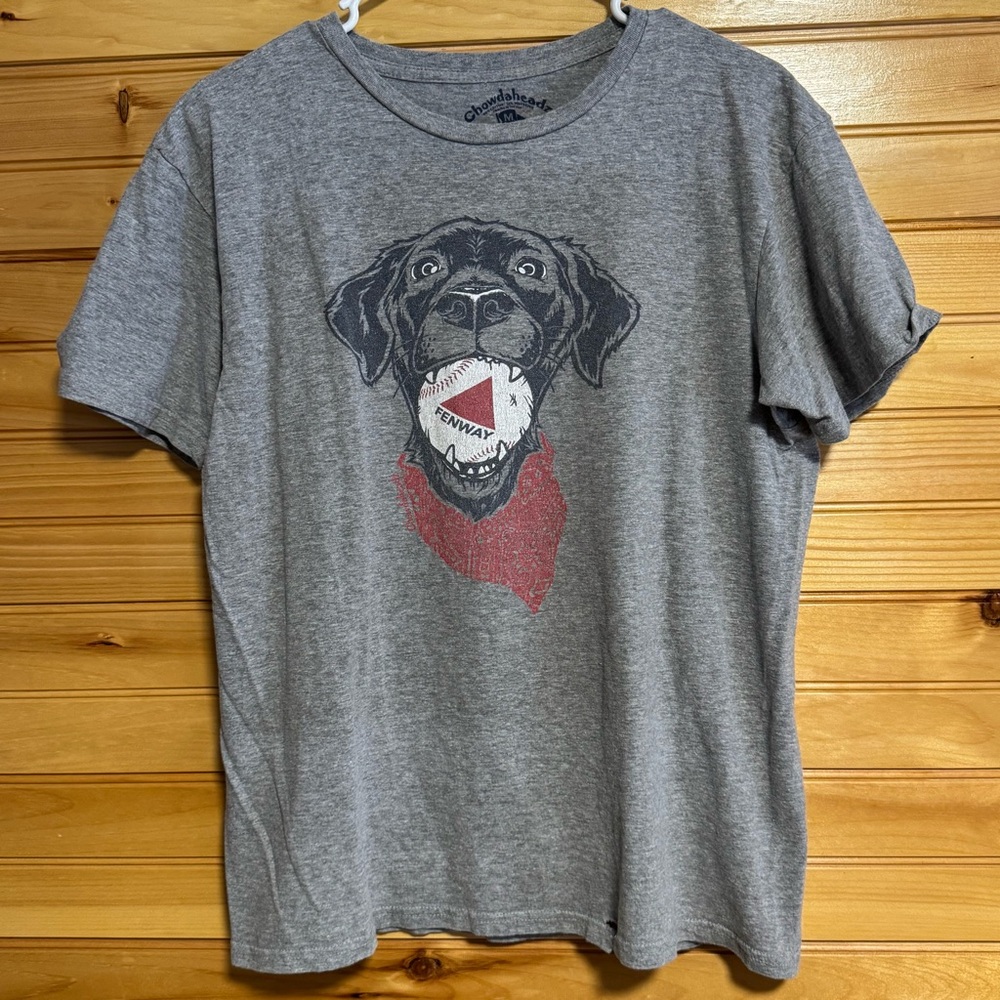 Chowdaheadz Gray Dog Baseball Fenway Graphic T-Shirt Medium